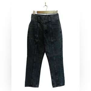 3/ $25 🖤 Black High Waisted Denim

Size: 26